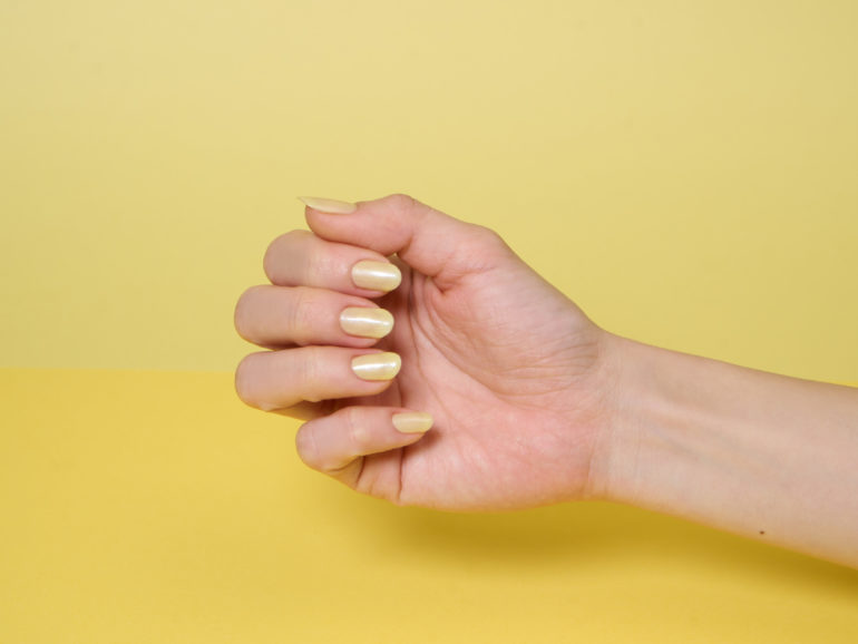 ハンドケア貯金 キューティクルリムーバーは実はささくれ防止